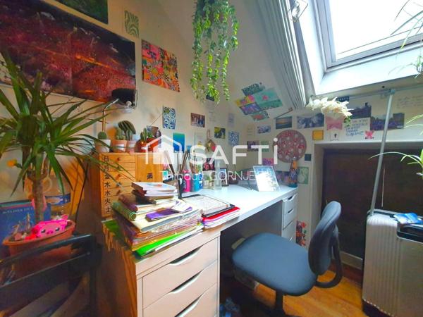 Charmant cocon de 102 m² avec extérieur et atelier, idéalement situé près de la gare de Champagne-sur-Seine.