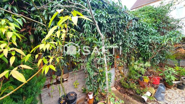 Charmant cocon de 102 m² avec extérieur et atelier, idéalement situé près de la gare de Champagne-sur-Seine.