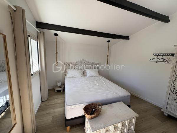 Maison de 300 m²