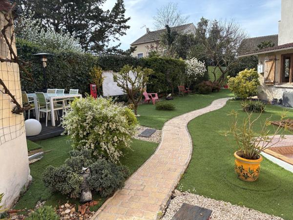 Maison à NANTERRE (92000)