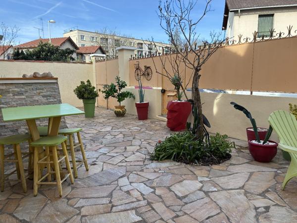 Maison à NANTERRE (92000)