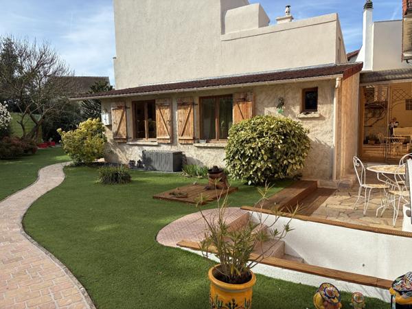 Maison à NANTERRE (92000)