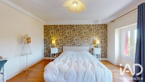 Maison à vendre 8 pièces 233,55 m² Auxerre