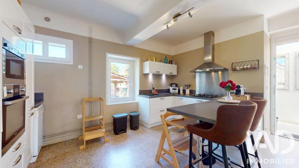 Maison à vendre 8 pièces 233,55 m² Auxerre