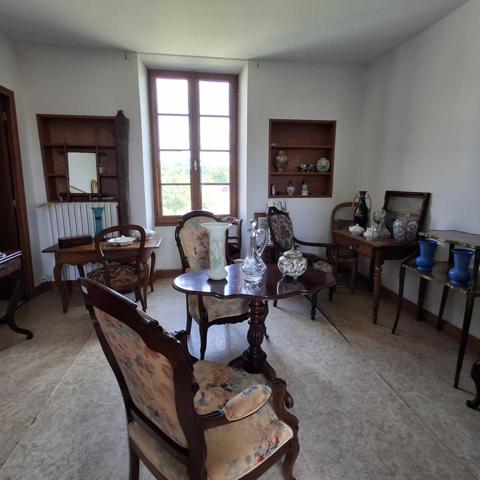 MAISON DE CHARME AVEC JARDIN ET JOLIE VUE SUR LA CAMPAGNE - DOUBLE GARAGE NON ATTENANT