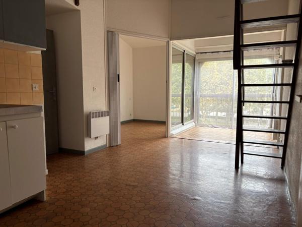 Jolie Appartement dans un immeuble sécurisé.