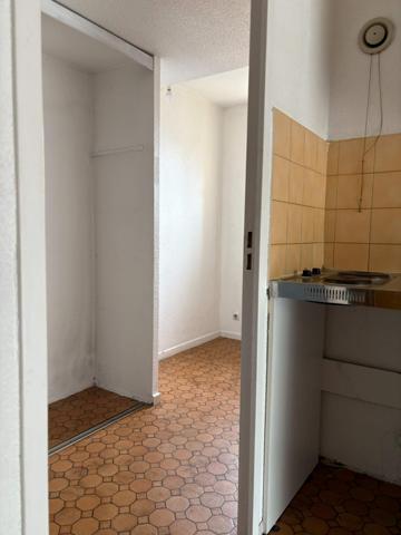 Jolie Appartement dans un immeuble sécurisé.