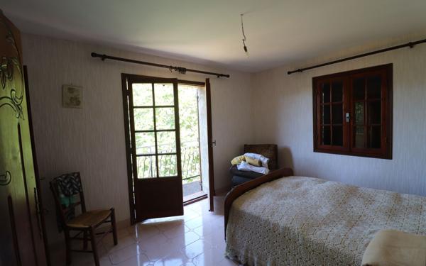 Maison à vendre    2 pièces •  Berre-les-Alpes