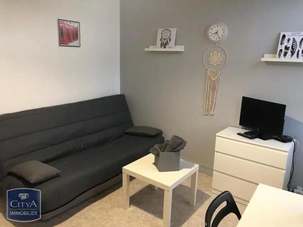 Appartement à louer 1 pièce 14.7m²