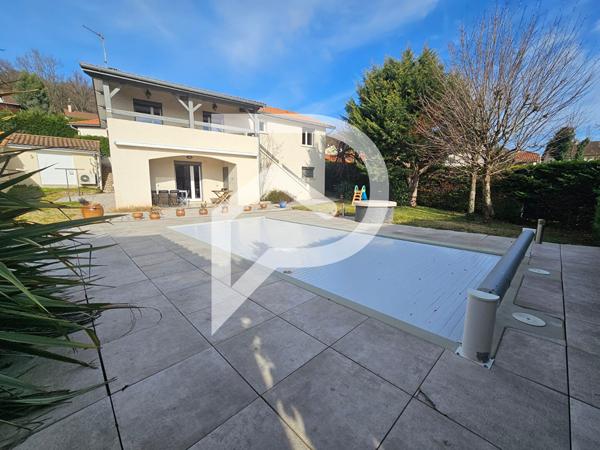 Maison 7 pièces 194 m2