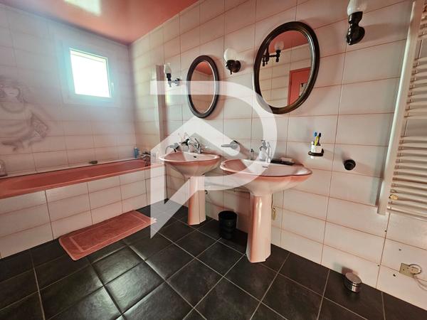 Maison 7 pièces 194 m2