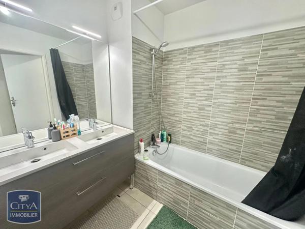 Appartement à louer 3 pièces 58.17m² Lyon 8e Arrondissement (69008)