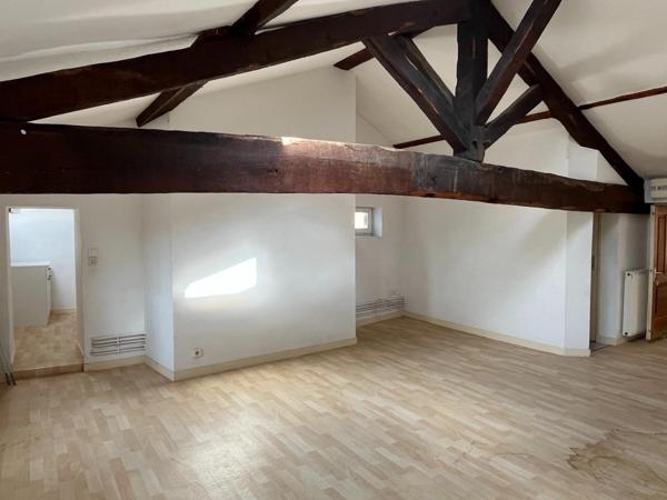 T3 de caractère au calme, 3/3 dernier étage – 64,60 m2