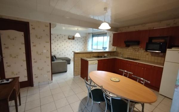 Appartement à louer    3 pièces • 46,28 m2 Ribes