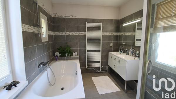 Maison à vendre 7 pièces 204 m² Cormeilles-en-Parisis