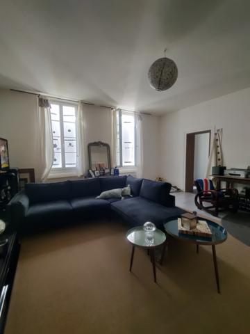 Maison  6 pièce(s)  3 chambre(s)  140 m²