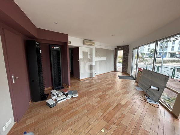 Local Commercial Sainte Luce Sur Loire 118 M2