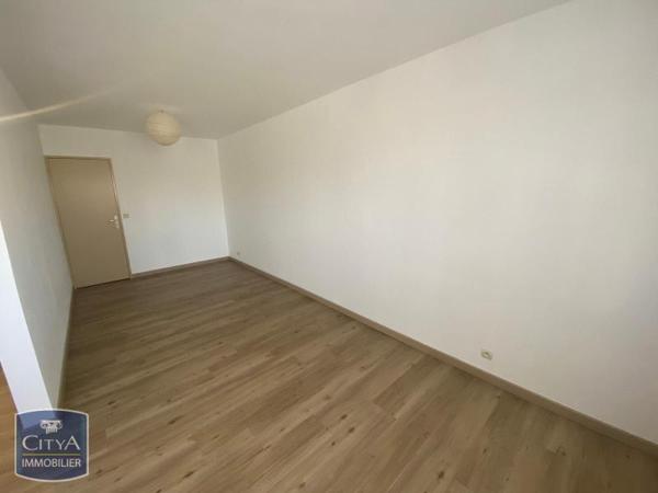 Appartement à louer 1 pièce 45.97m²