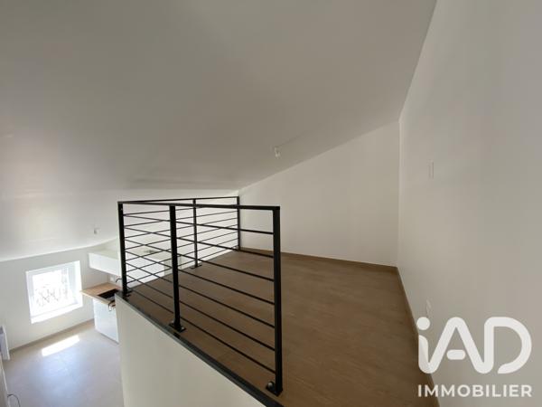 Appartement à vendre 4 pièces 74,03 m² Eyguières