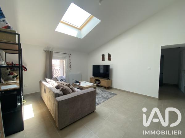 Appartement à vendre 4 pièces 74,03 m² Eyguières