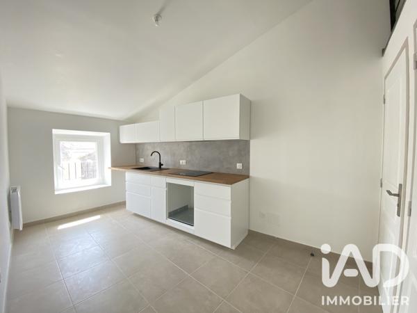 Appartement à vendre 4 pièces 74,03 m² Eyguières