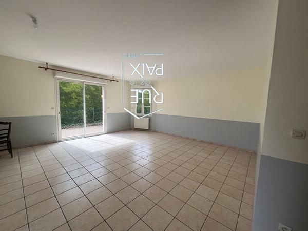 86200 LOUDUN RARE Location LOUDUN : plain-pied centre ville !