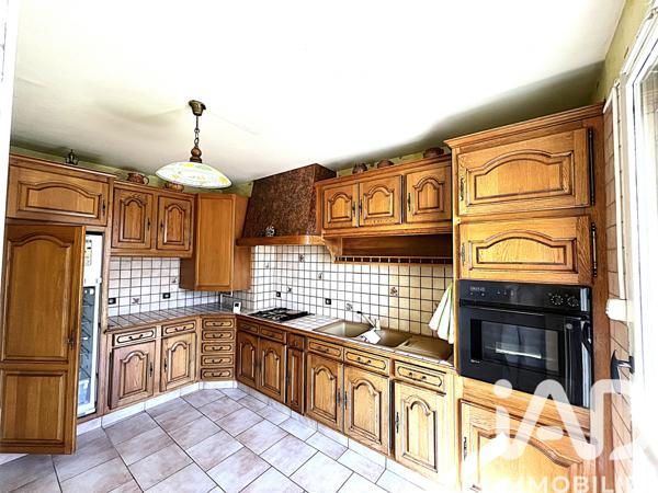 Maison à vendre 6 pièces 103 m² Pont-Sainte-Marie