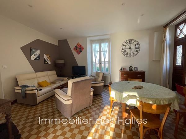 MAISON D'HOTE A VENDRE A RENAZE , Ombree d anjou MAISON D'HOTE A VENDRE A RENAZE , Ombree d anjou