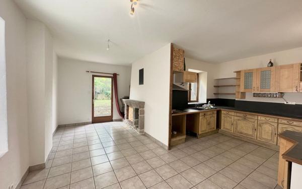 Maison à vendre    5 pièces •  Taluyers