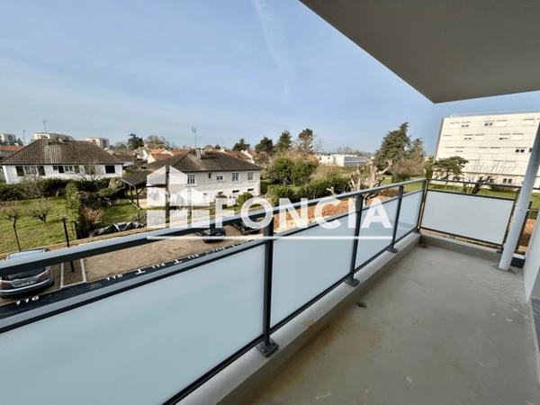 Location Appartement 3 pièces 62.01 m² - 17 RUE JEAN RICHARD BLOCH Poitiers 86000