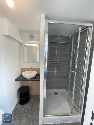 Appartement à louer 1 pièce 28.6m²