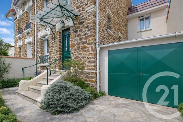 Maison à vendre  6 pièces - 101,56 m2 ST MAUR DES FOSSES - 94