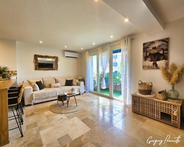 Six-Fours-les-Plages – Appartement 3 pièces avec extérieurs, proche centre-ville