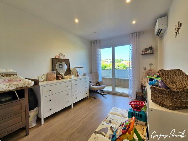 Six-Fours-les-Plages – Appartement 3 pièces avec extérieurs, proche centre-ville