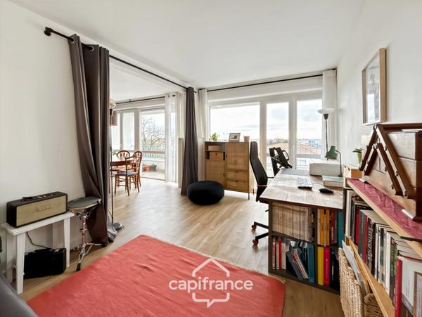 Appartement 74m², lumineux, dernier étage, vue dégagée