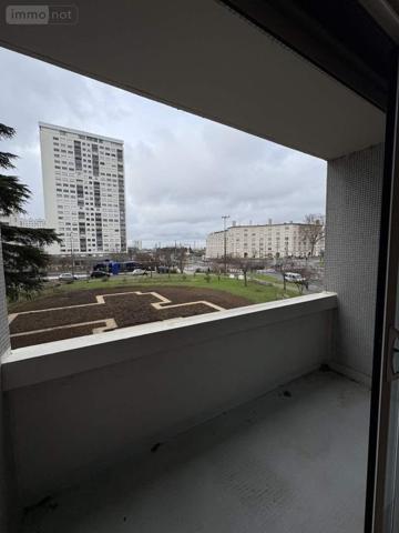 Appartement à vendre à Tours dans l'Indre-et-Loire (37000), ref : 005/2054   
TOURS Centre - Av. de Grammont