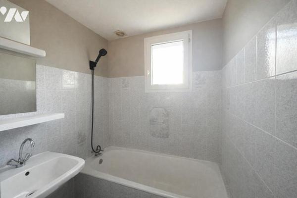 CARQUEFOU "La Salle" Maison à rénover 