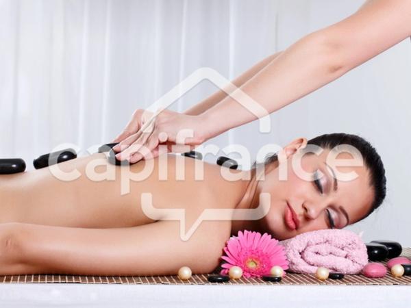 Dpt Hautes Pyrénées (65), à vendre TARBES Institut de beauté - Esthétique