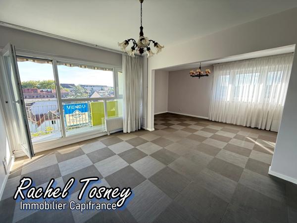 Appartement à vendre T5 MONTBELIARD (25), avec BALCON et GARAGE !