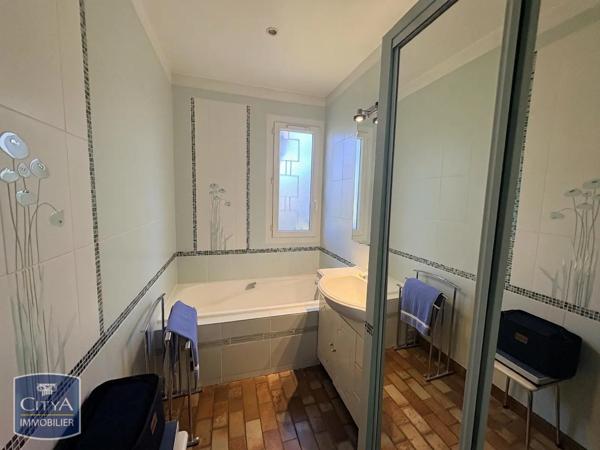 Maison à vendre 7 pièces 154m² Brive-la-Gaillarde (19100)