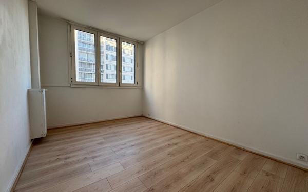 Appartement à vendre    3 pièces • 68,45 m2 Chelles