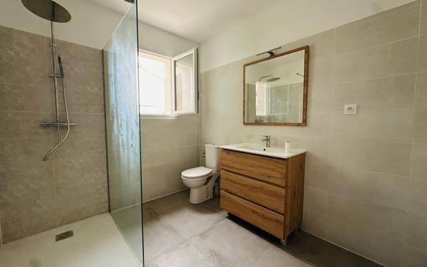 Maison à louer    4 pièces • 120 m2 Longages