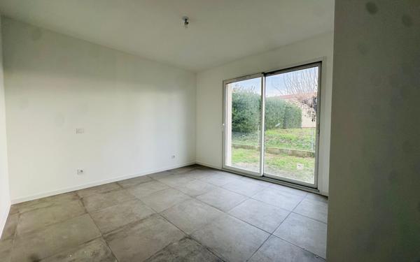 Maison à louer    4 pièces • 120 m2 Longages