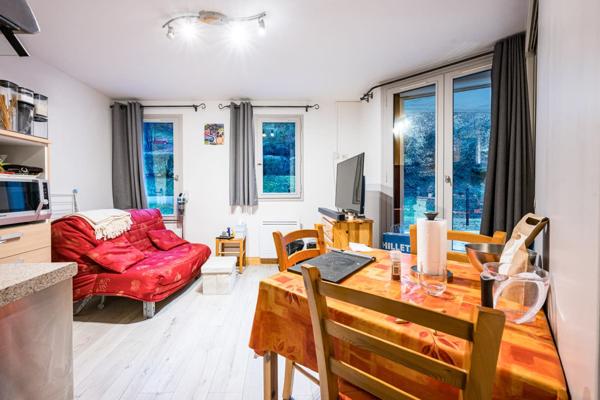 Parking + appartement