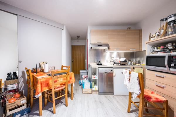 Parking + appartement