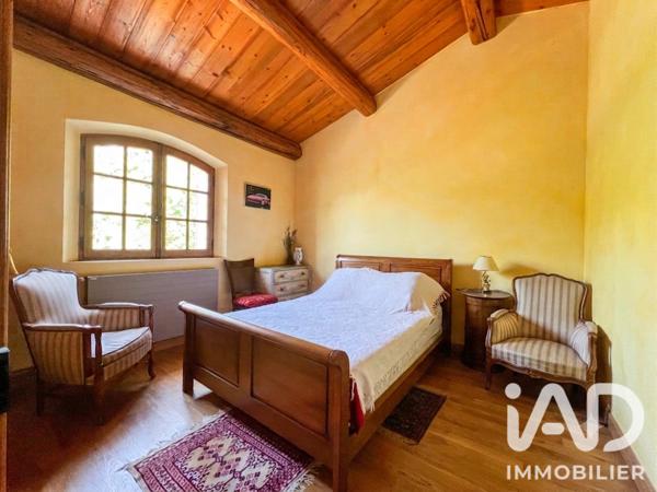 Maison à vendre 5 pièces 180 m² Hyères