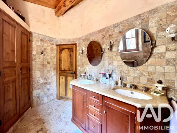 Maison à vendre 5 pièces 180 m² Hyères