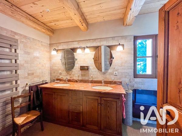 Maison à vendre 5 pièces 180 m² Hyères