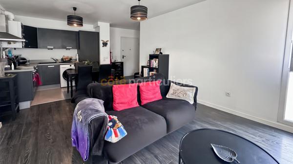 Vente
                Appartement42,31 m² - 2 Pièces -
                    BRIE COMTE ROBERT (77170)