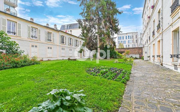 Appartement à vendre    2 pièces • 42,70 m2 Montrouge